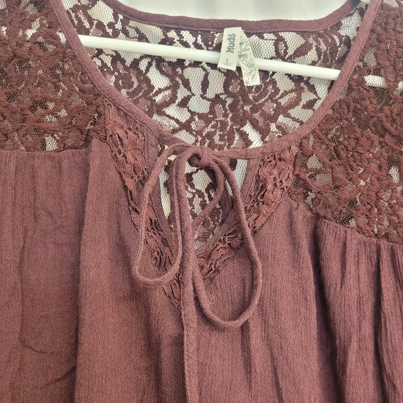Mudd Burgundy Lace Accent Tie Front Blouse - Picture 6 of 10